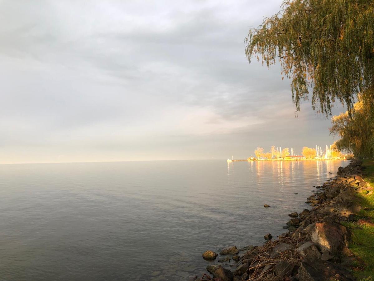 Silver Coast Apartman Siófok Eksteriør billede