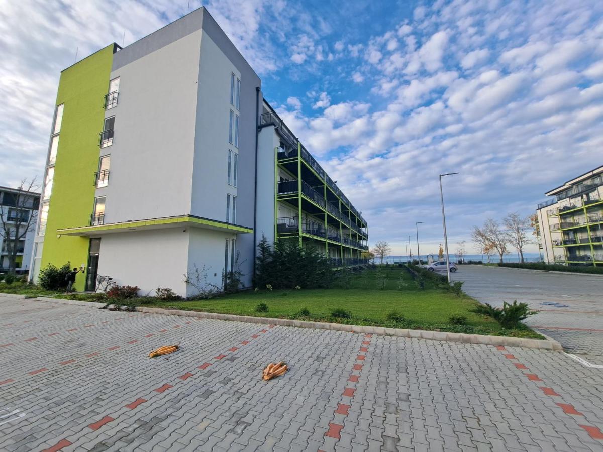 Silver Coast Apartman Siófok Eksteriør billede
